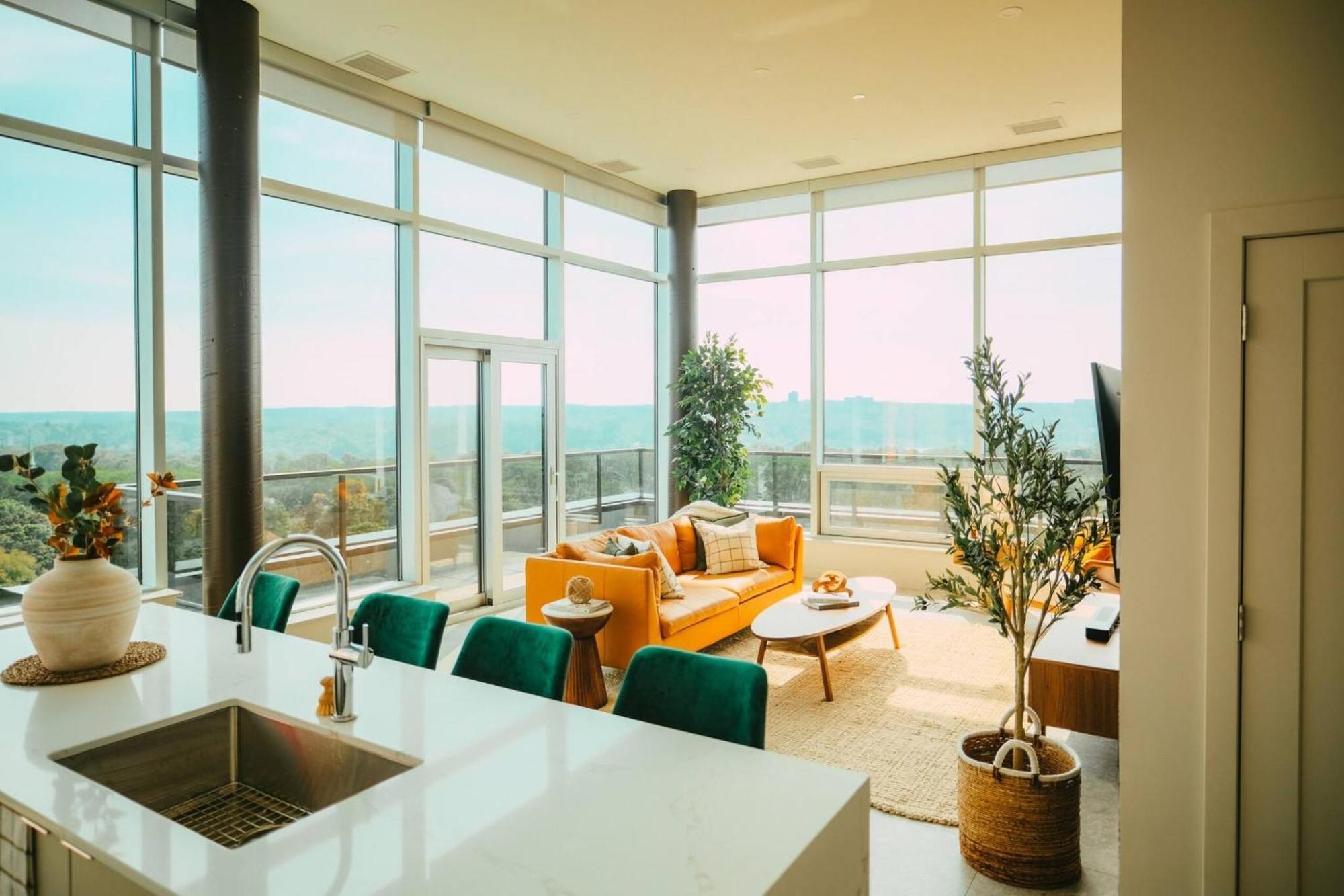 New - Luxury 2Br Penthouse Apt In Central Halifax Esterno foto