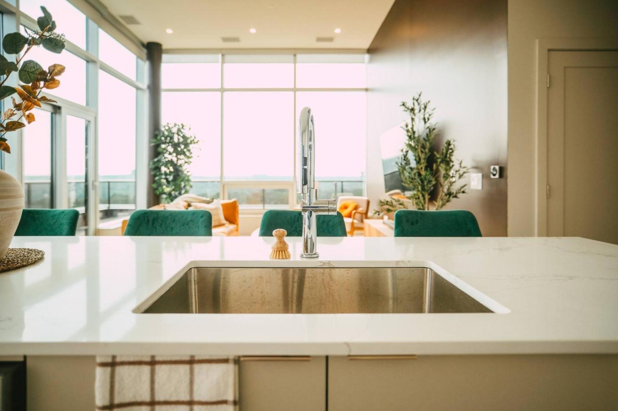 New - Luxury 2Br Penthouse Apt In Central Halifax Esterno foto